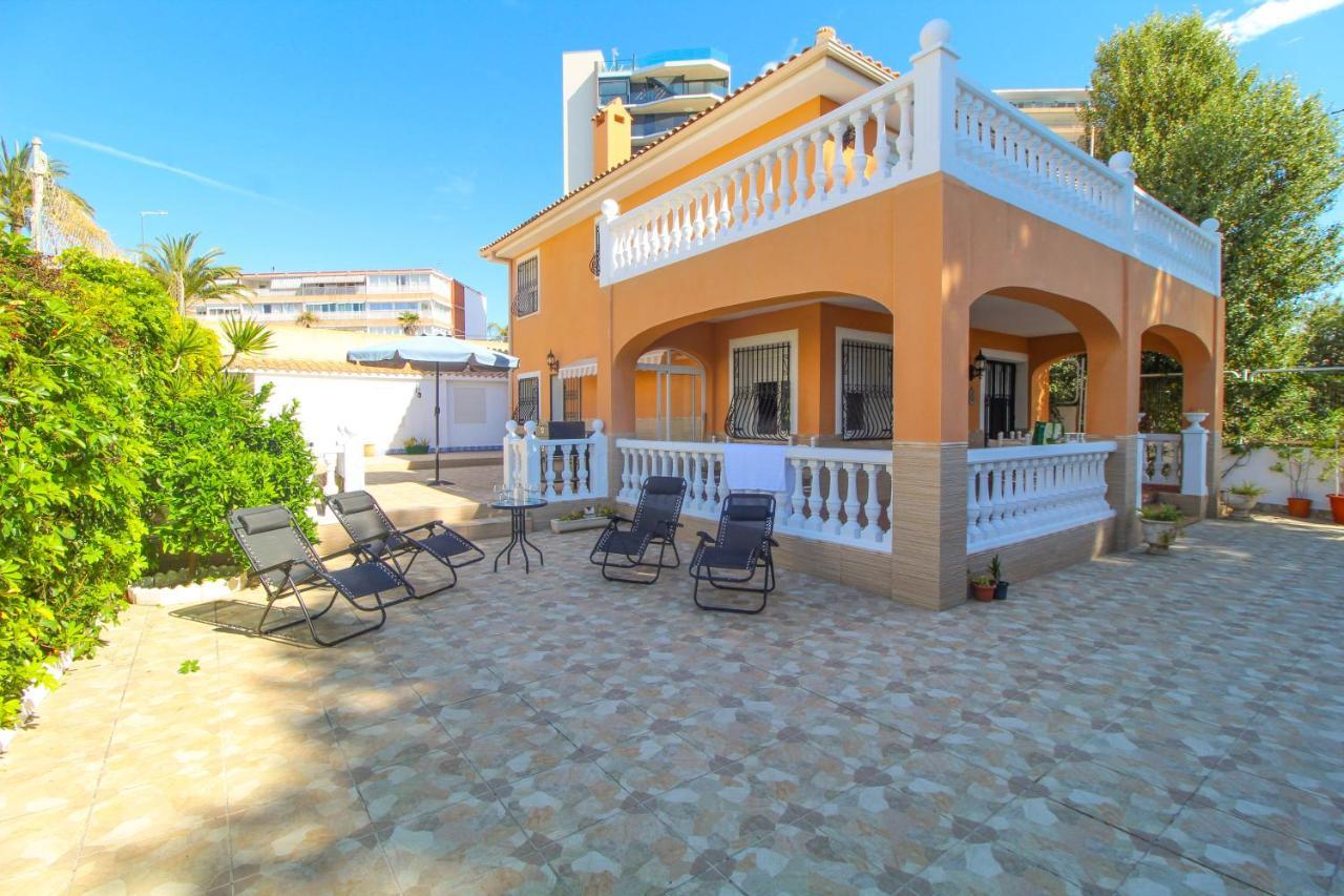 Great Villa, Sea Views, 20 Secs Walk To The Beach, Bbq, 9 People, 5 Mins Car From Alicante City Center, Sailing Club 3 Mins Walk ภายนอก รูปภาพ