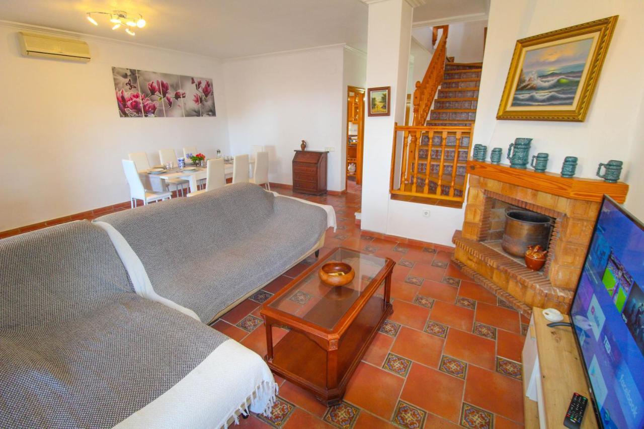 Great Villa, Sea Views, 20 Secs Walk To The Beach, Bbq, 9 People, 5 Mins Car From Alicante City Center, Sailing Club 3 Mins Walk ภายนอก รูปภาพ