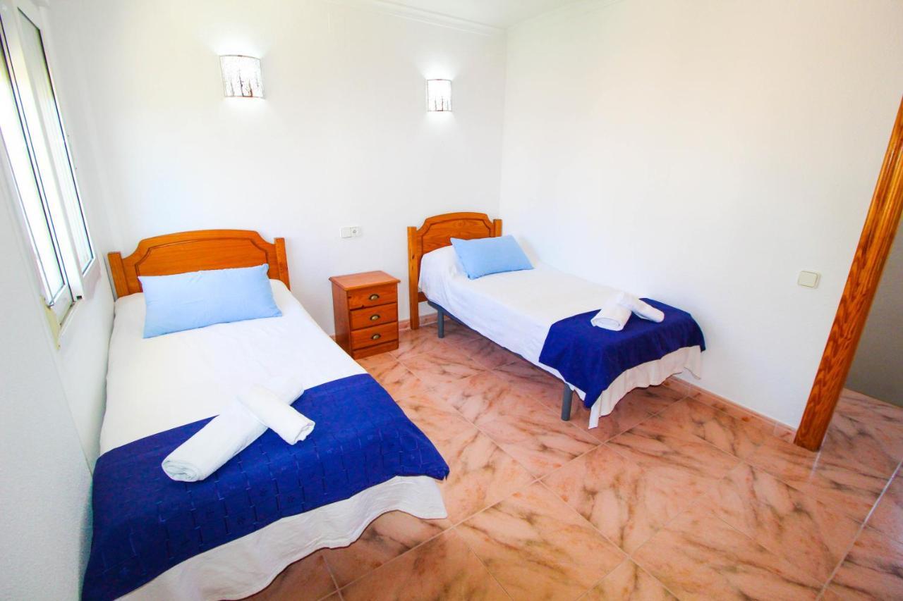 Great Villa, Sea Views, 20 Secs Walk To The Beach, Bbq, 9 People, 5 Mins Car From Alicante City Center, Sailing Club 3 Mins Walk ภายนอก รูปภาพ