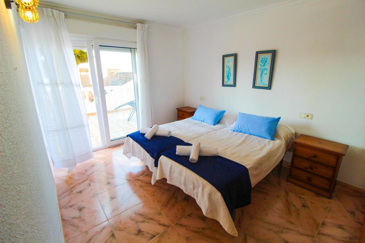 Great Villa, Sea Views, 20 Secs Walk To The Beach, Bbq, 9 People, 5 Mins Car From Alicante City Center, Sailing Club 3 Mins Walk ภายนอก รูปภาพ