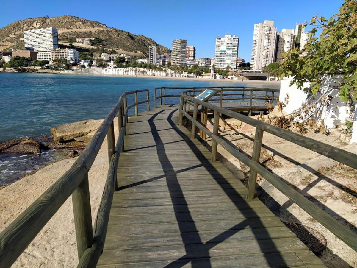 Great Villa, Sea Views, 20 Secs Walk To The Beach, Bbq, 9 People, 5 Mins Car From Alicante City Center, Sailing Club 3 Mins Walk ภายนอก รูปภาพ